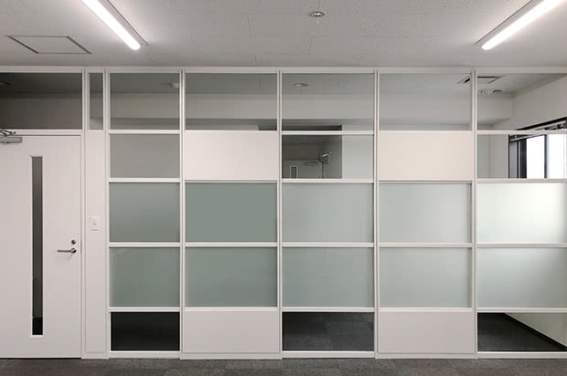 ナカバヤシ株式会社 福岡支店【N-Smart仕様】規格品：W700*H600mm×2枚、規格品：W900*H600mm×8枚